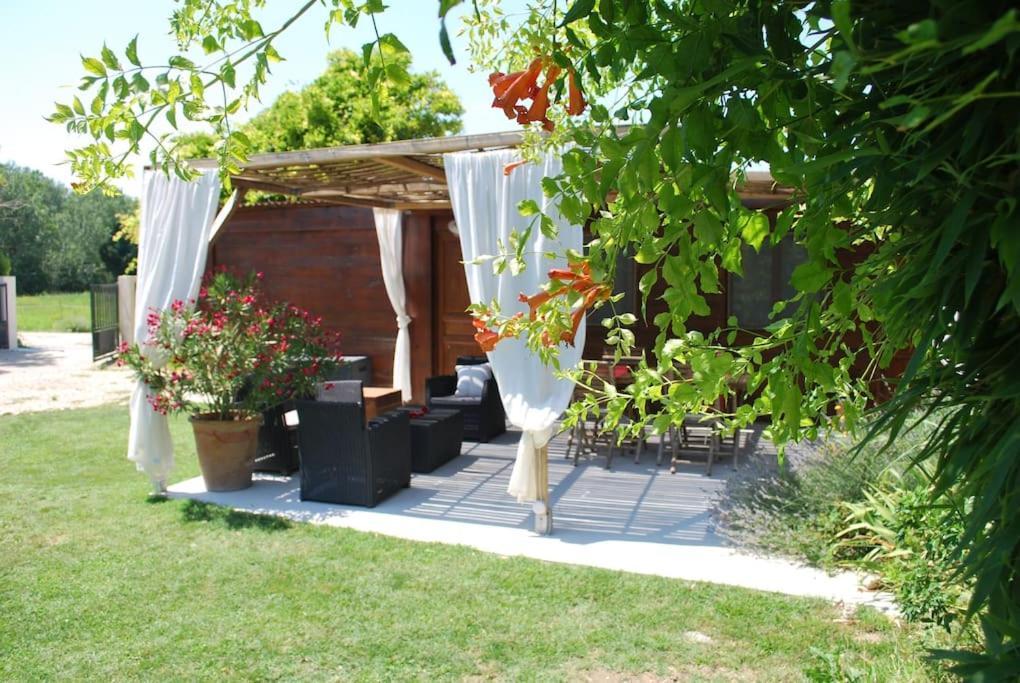 Le Cabanon Tendance Du Luberon Merindol Экстерьер фото